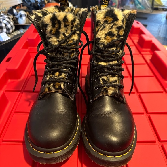 Dr. Martens Shoes - Leopard fur Dr Martens
